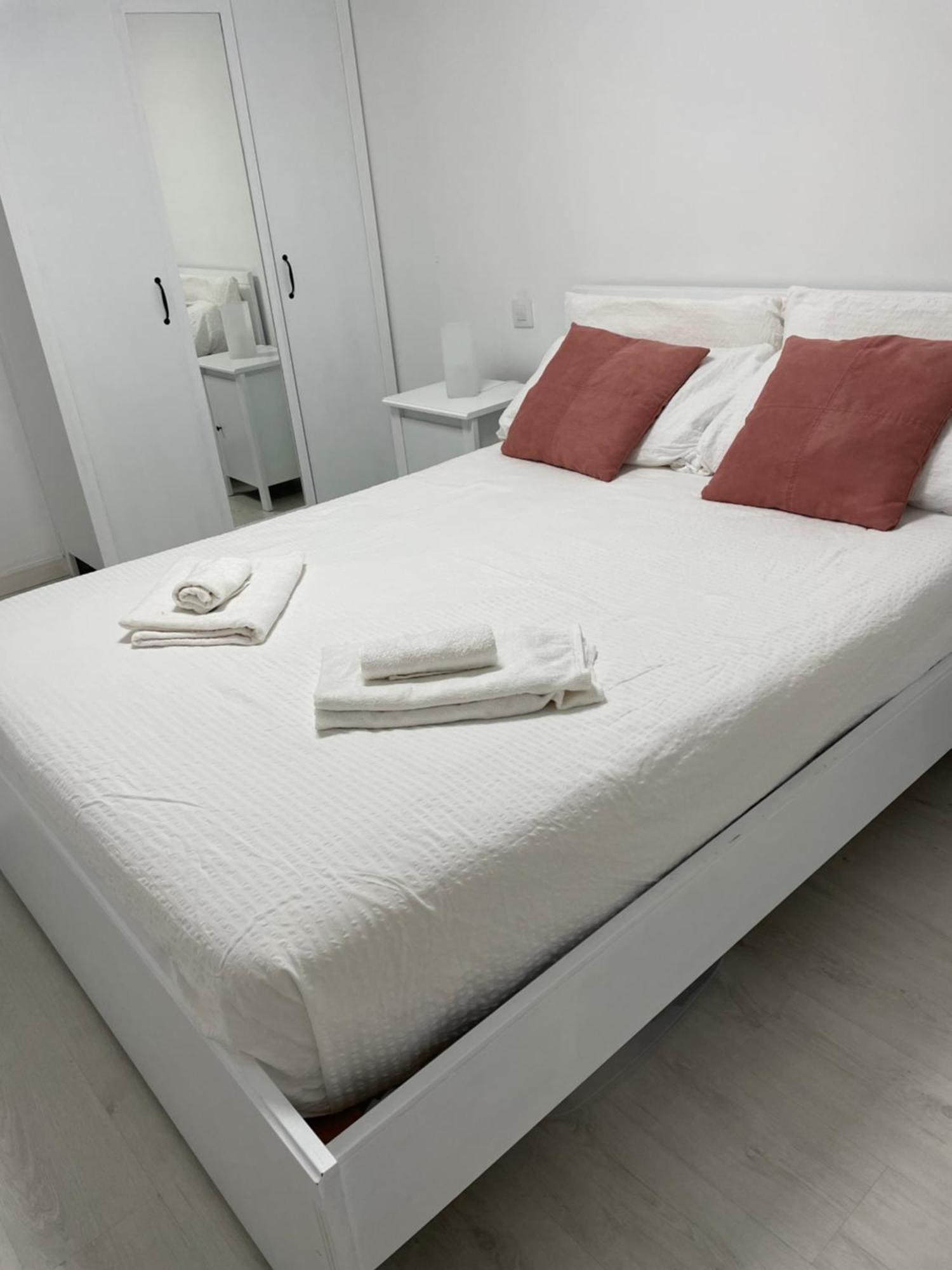 Pura Vida Aparthotel Arguineguin Exteriör bild